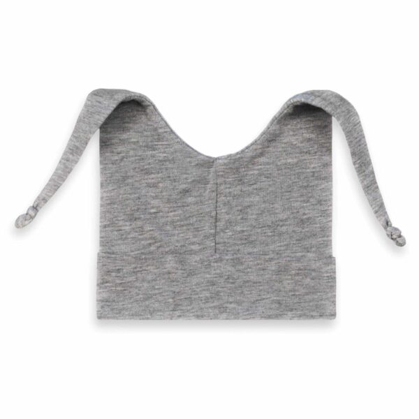 Babymutsje met knoopjes grijs maat 50-56